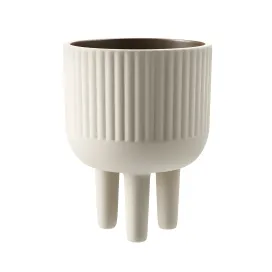 Terracotta bowl with plant by kritina dam deign